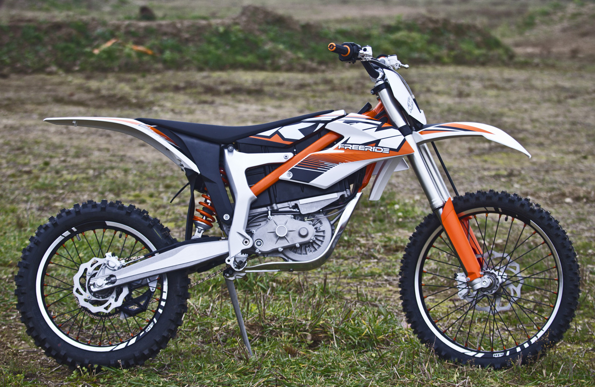 Moto Elétrica na trilha/pista? Conheça mais sobre a KTM E-XC 2019